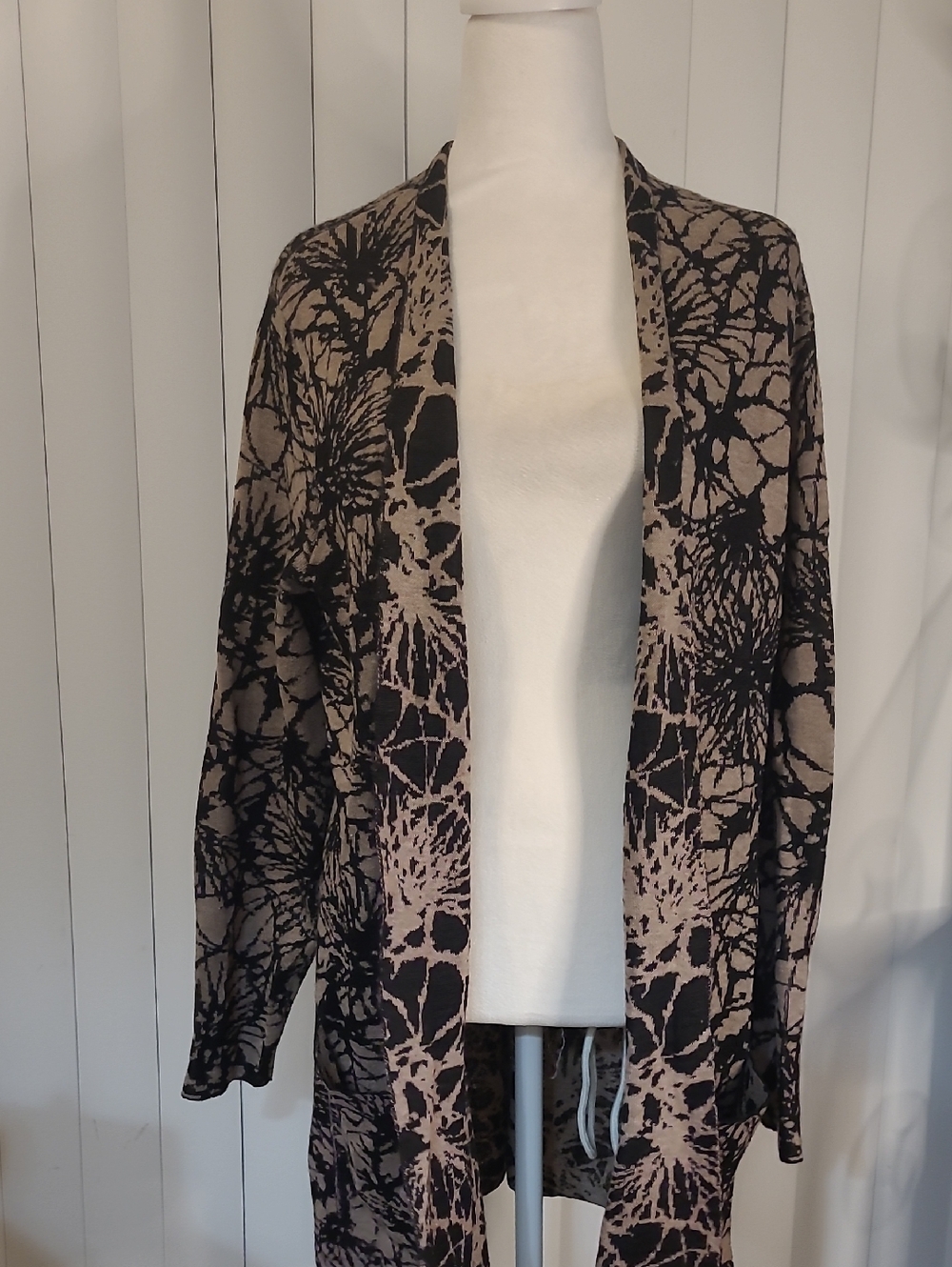 Peruvian Connection Open-Front Cardigan Sweater - Black & Taupe